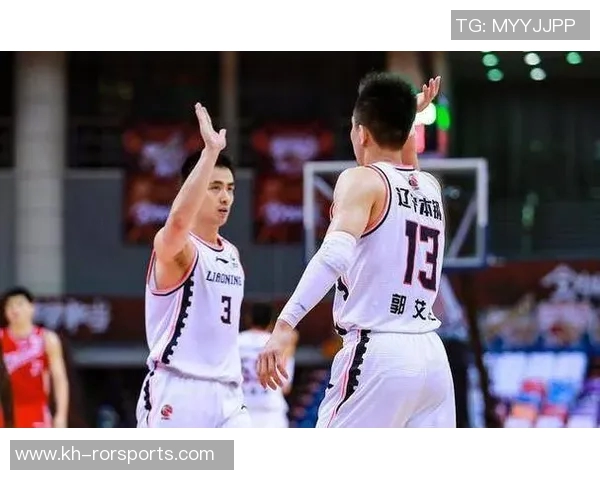 实时新闻南京篮球队与广州篮球队赛后战术分析与复盘探讨